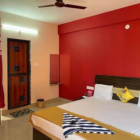 Radhika Beach Resort- Vidi Group Puri Buitenkant foto